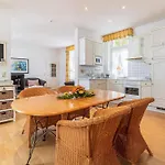 9 Eden Apartament *